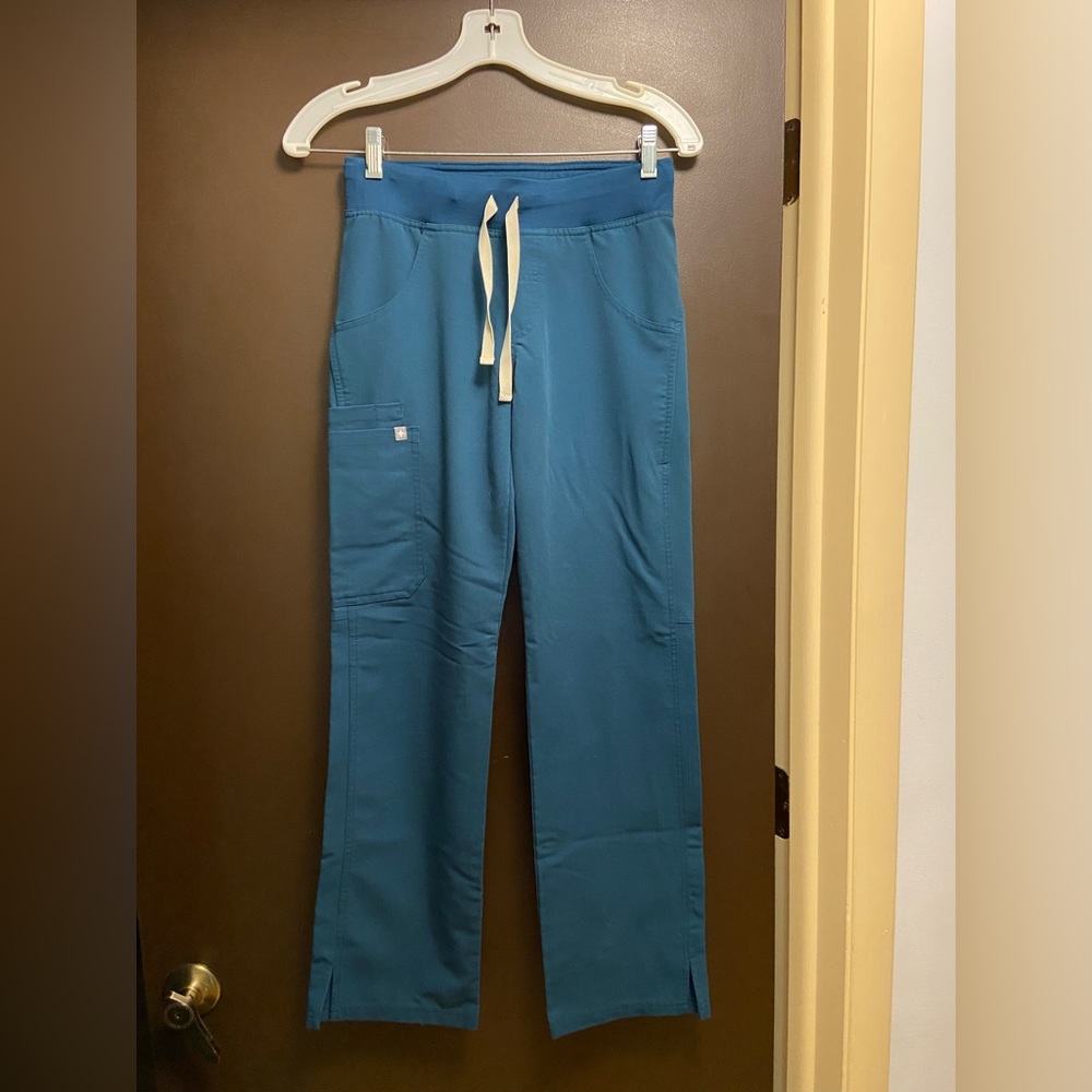 Figs, Kade cargo scrub pants, Caribbean blue